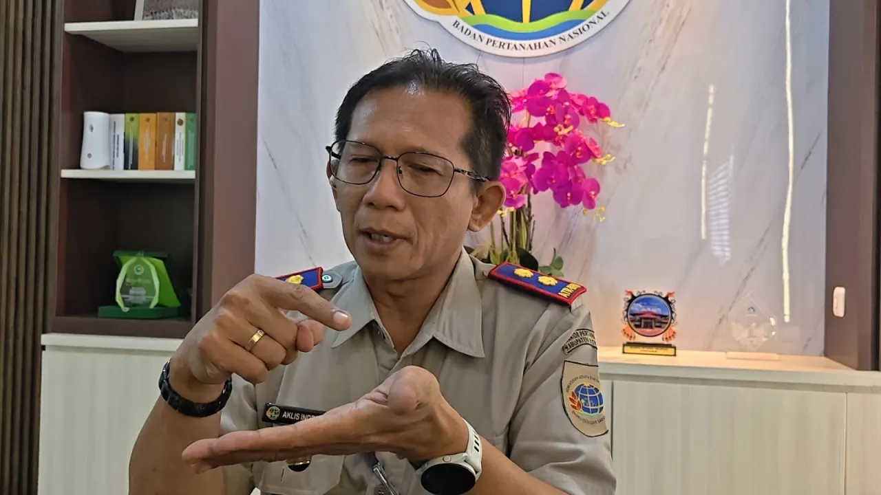 Kepala Kantor Pertanahan Kabupaten Kubu Raya, Aklis Indriyantno, S.SiT., M.H., QRMP,