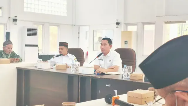 Atasi Kekeringan dan Karhutla, Pemkab Kayong Utara Gelar Salat Istisqa Ketiga di Pantai Pulau Datok